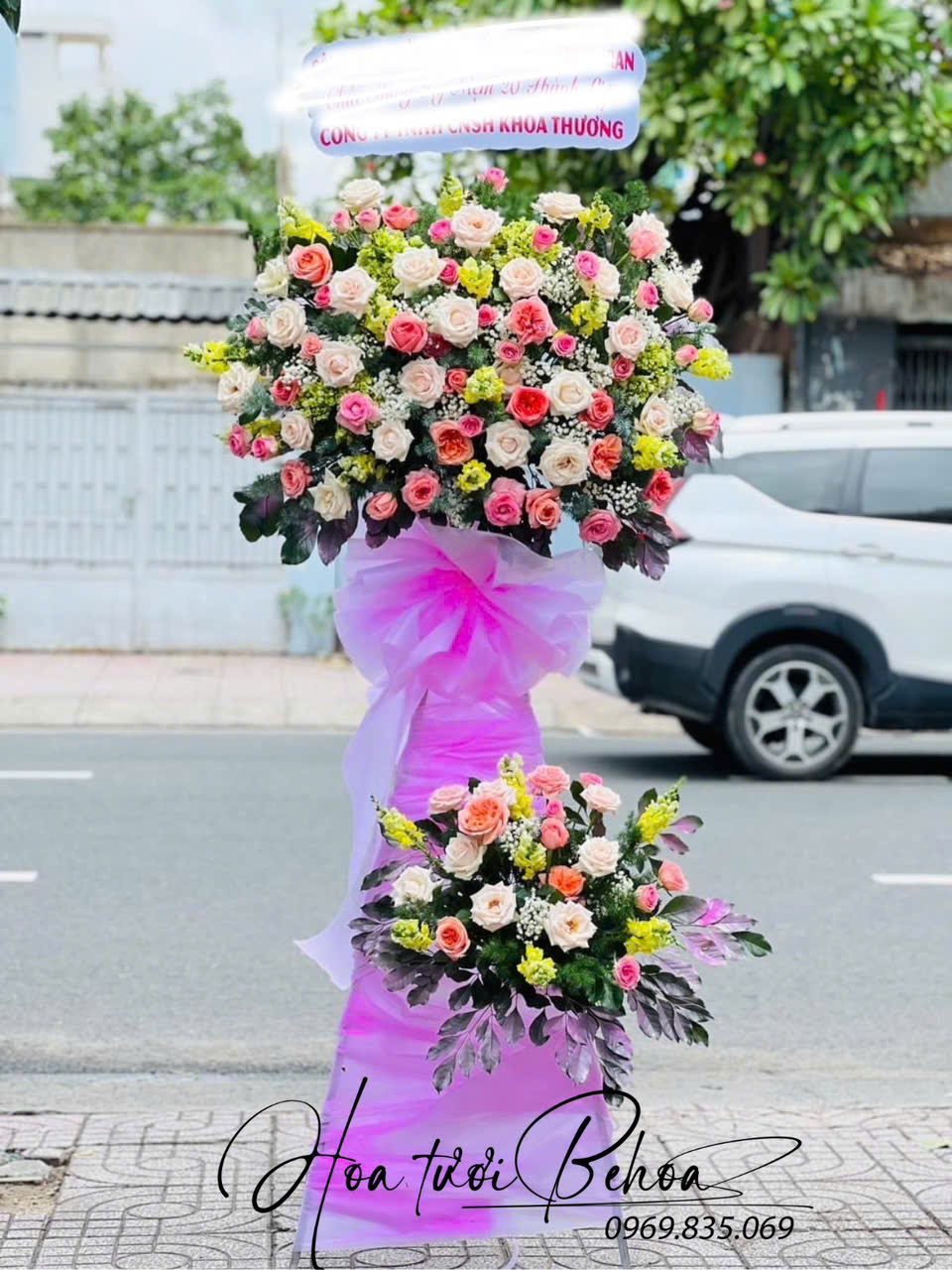 kệ hoa cát tường