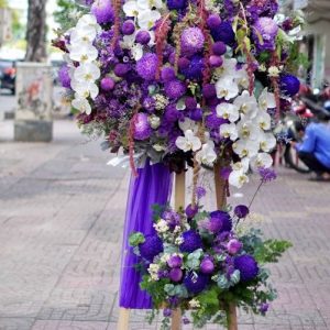 Kệ Hoa Hồng Tím